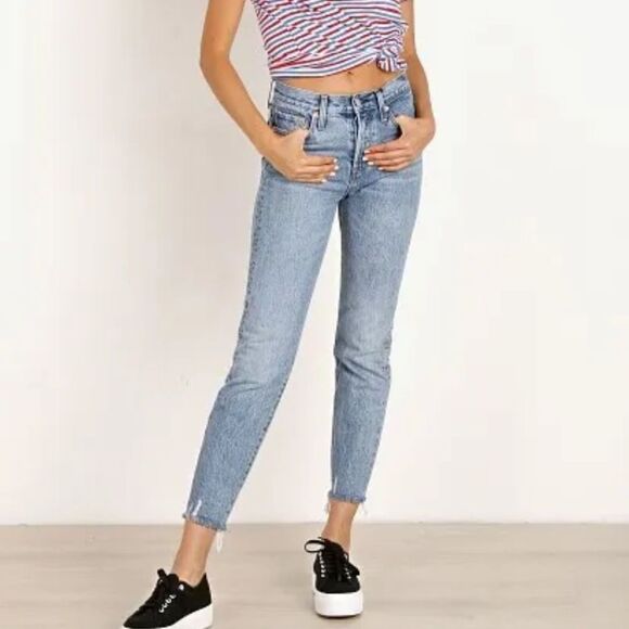 Levi's WEDGIE Premium High Rise Jeans Sz 26 - Picture 8 of 16